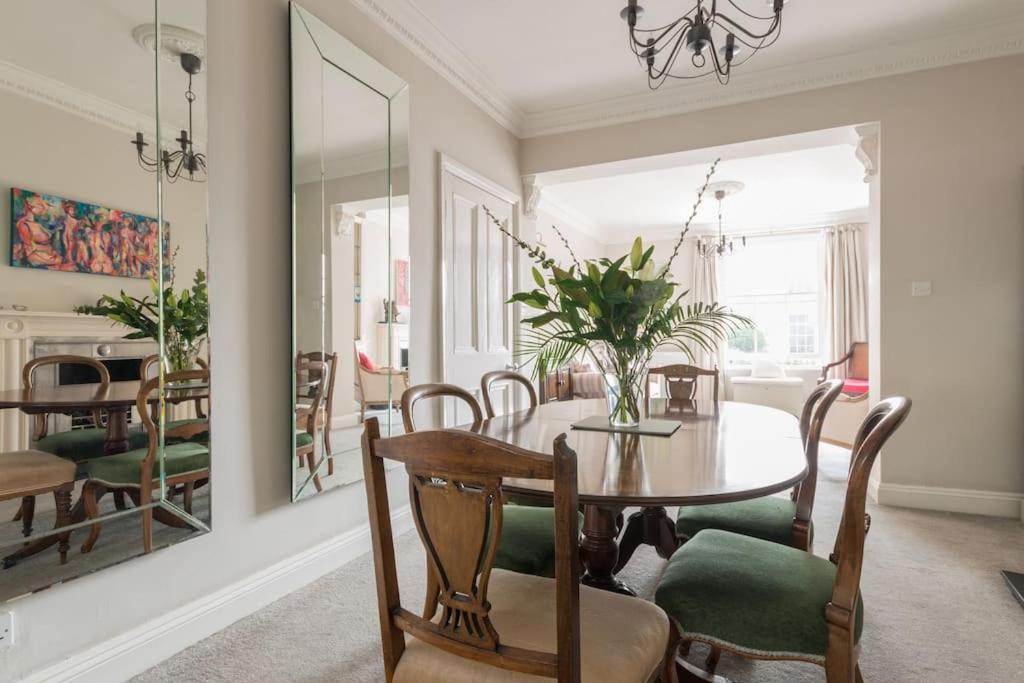 Four Bedroom Townhouse In Famous Suffolks Area Cheltenham Dış mekan fotoğraf