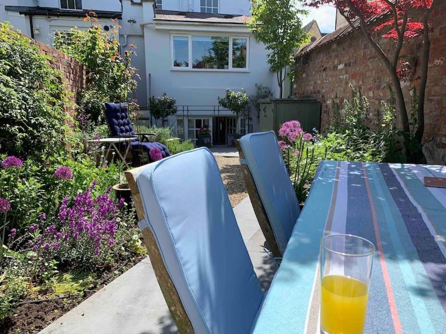 Four Bedroom Townhouse In Famous Suffolks Area Cheltenham Dış mekan fotoğraf