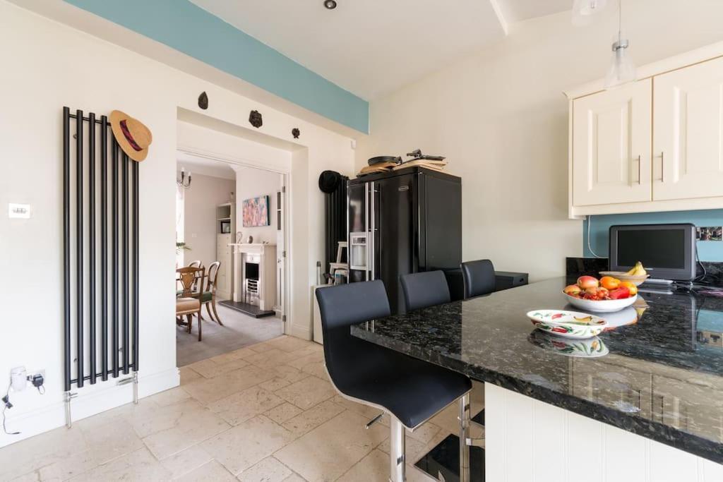 Four Bedroom Townhouse In Famous Suffolks Area Cheltenham Dış mekan fotoğraf