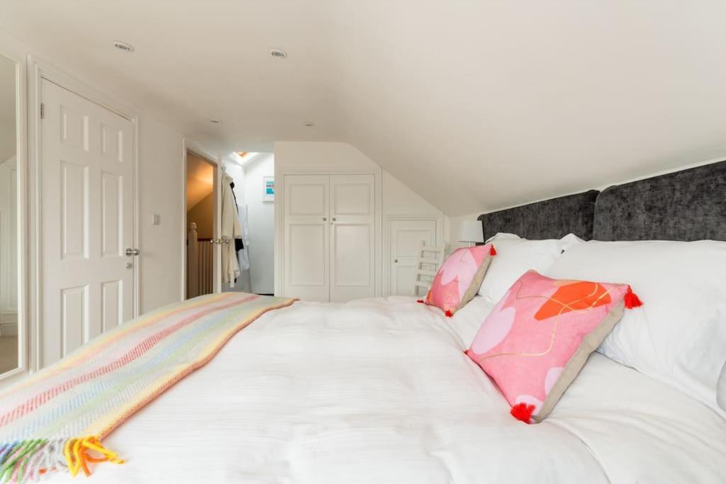 Four Bedroom Townhouse In Famous Suffolks Area Cheltenham Dış mekan fotoğraf